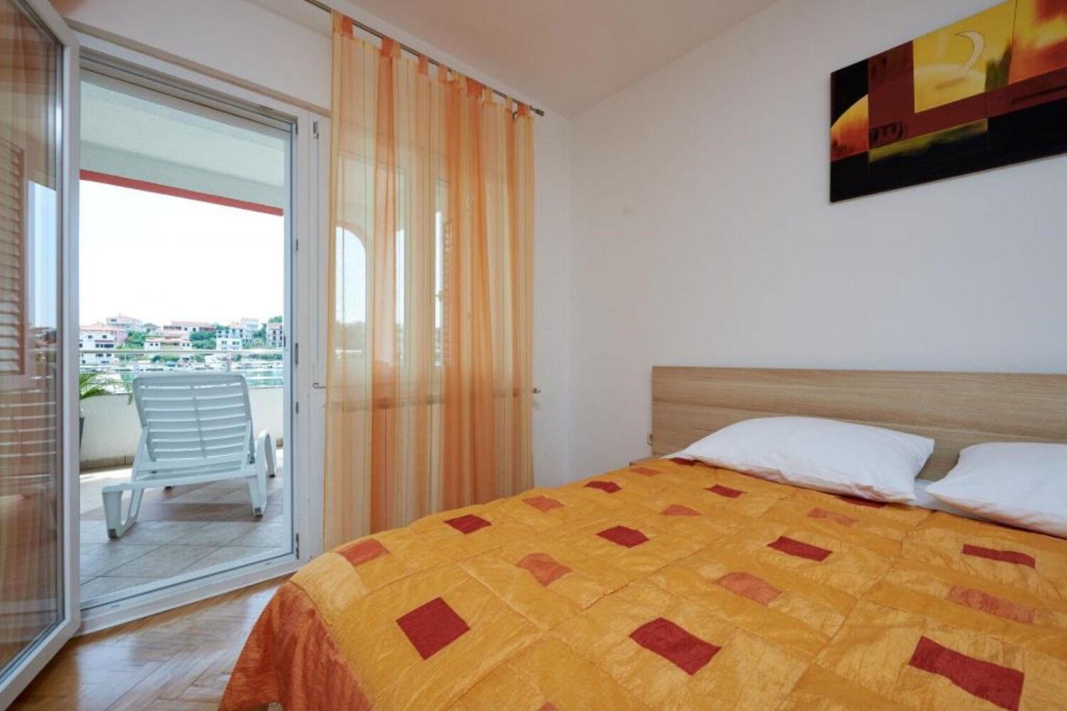 Apartments Mare - 30 M From Pebble Beach Seget Vranjica Esterno foto