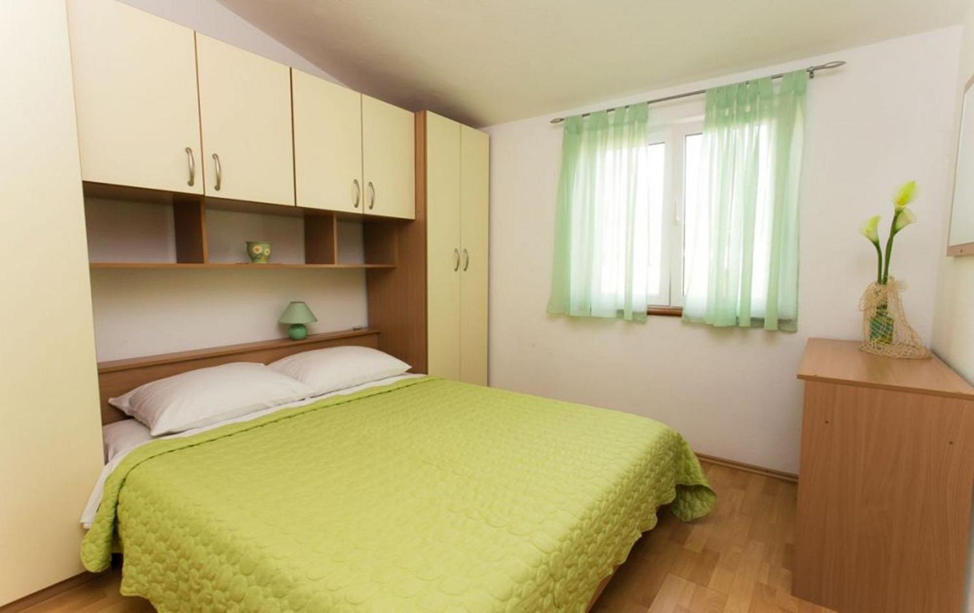 Apartments Mare - 30 M From Pebble Beach Seget Vranjica Esterno foto